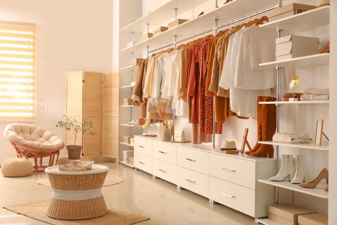 Comment-amenager-un-dressing-facon-Carrie-Bradshaw